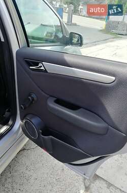 Хэтчбек Mercedes-Benz A-Class 2009 в Кицмани