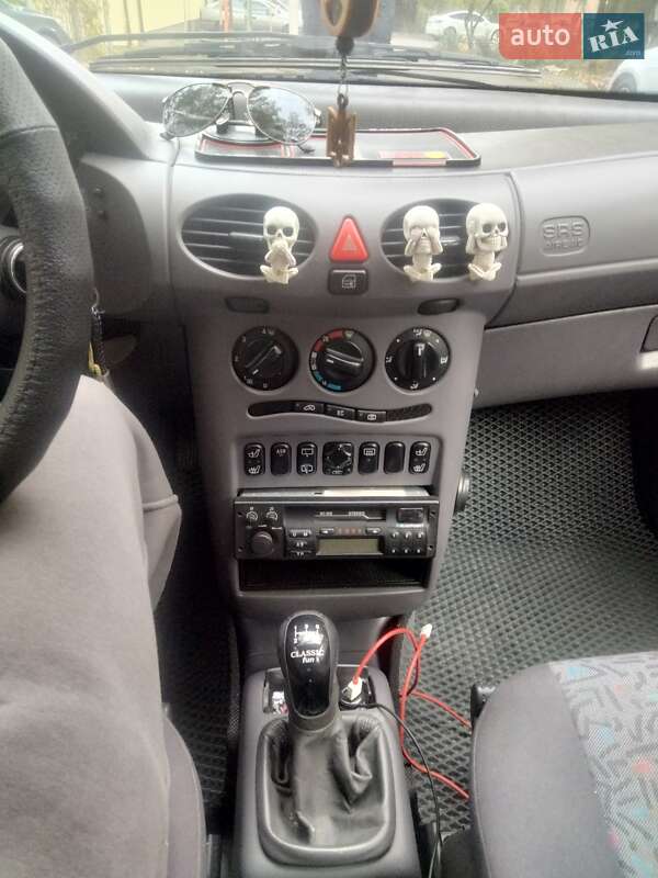 Хэтчбек Mercedes-Benz A-Class 2000 в Виннице