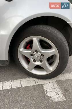 Хэтчбек Mercedes-Benz A-Class 2003 в 