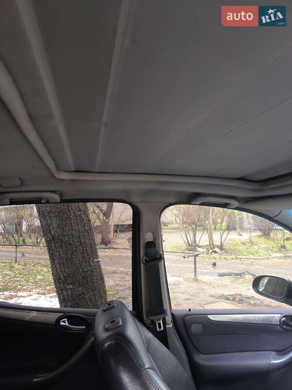 Хэтчбек Mercedes-Benz A-Class 2001 в Киеве фото 10 Хэтчбек Mercedes-Benz A-Class 2001 в Киеве