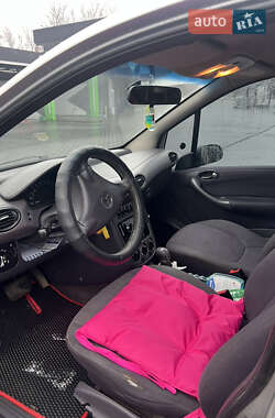 Хетчбек Mercedes-Benz A-Class 2001 в Чернівцях