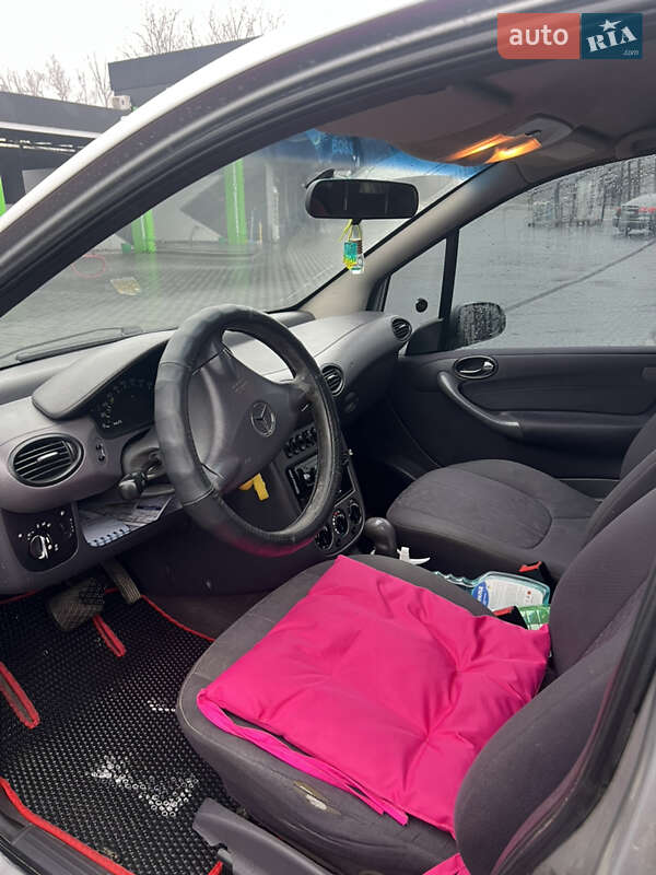 Хетчбек Mercedes-Benz A-Class 2001 в Чернівцях
