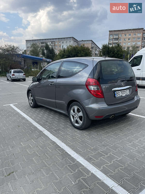 Хэтчбек Mercedes-Benz A-Class 2009 в Тернополе фото 6 Хэтчбек Mercedes-Benz A-Class 2009 в Тернополе