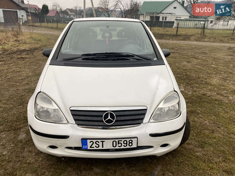 Хэтчбек Mercedes-Benz A-Class 2000 в Драгово