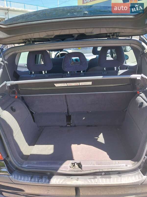 Хэтчбек Mercedes-Benz A-Class 2003 в Луцке фото 18 Хэтчбек Mercedes-Benz A-Class 2003 в Луцке