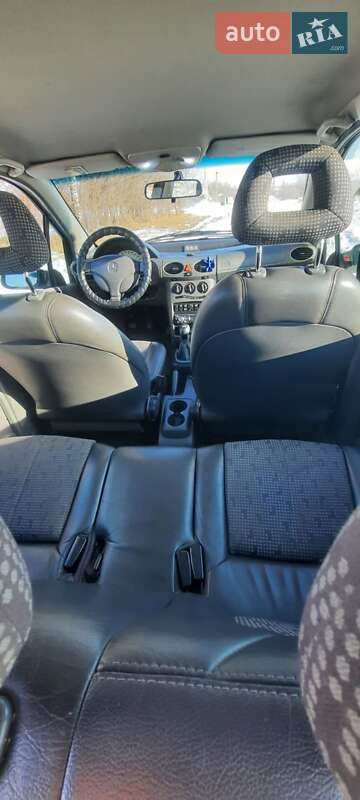 Хэтчбек Mercedes-Benz A-Class 2000 в Виннице