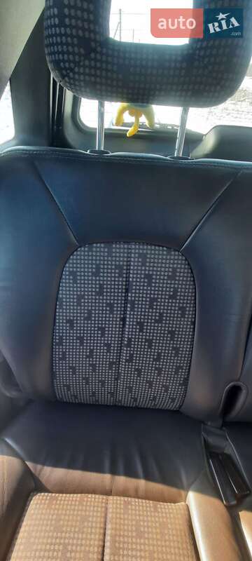 Хэтчбек Mercedes-Benz A-Class 2000 в Виннице