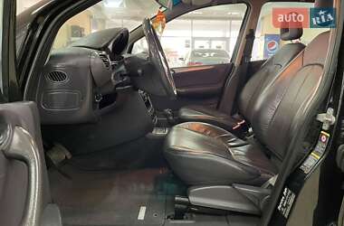 Хэтчбек Mercedes-Benz A-Class 2003 в 