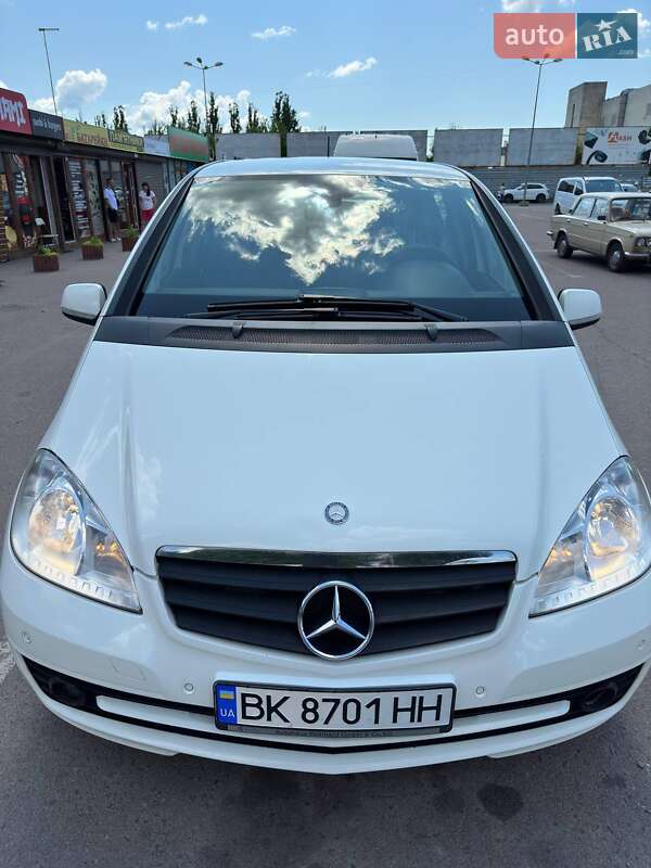 Хэтчбек Mercedes-Benz A-Class 2011 в Ровно