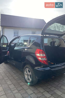 Хэтчбек Mercedes-Benz A-Class 2006 в 