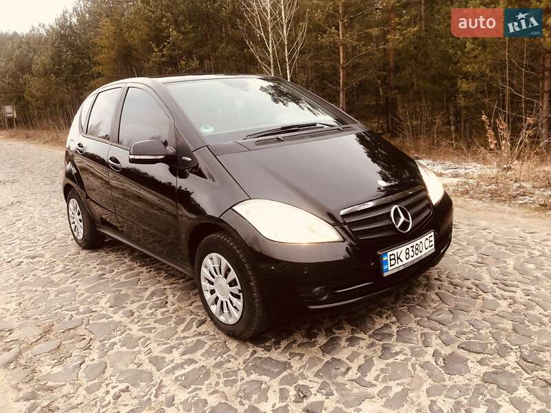 Хетчбек Mercedes-Benz A-Class 2012 в Володимирці