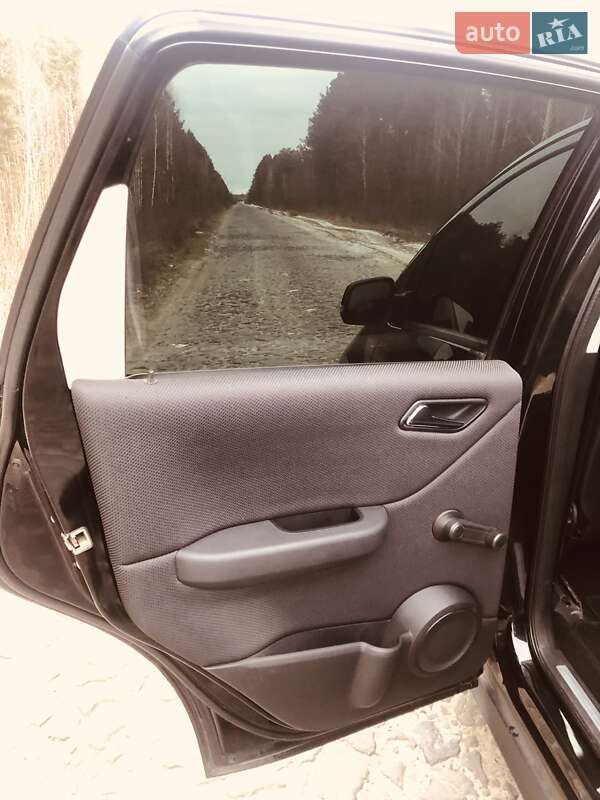 Хэтчбек Mercedes-Benz A-Class 2012 в Владимирце