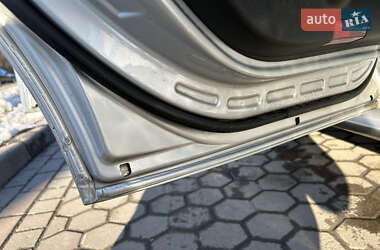 Хэтчбек Mercedes-Benz A-Class 2005 в 