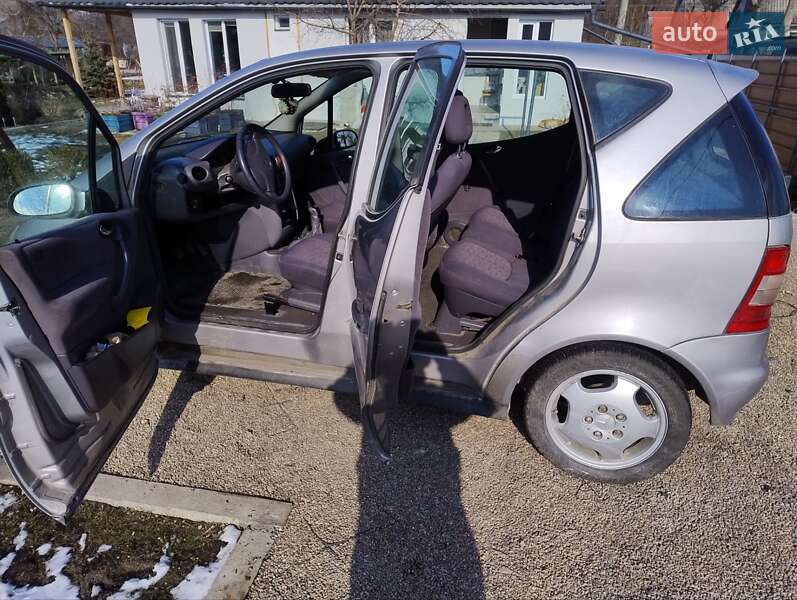 Хетчбек Mercedes-Benz A-Class 2000 в Черкасах
