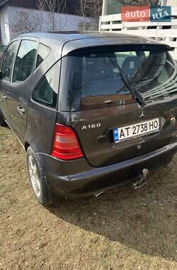Хетчбек Mercedes-Benz A-Class 2000 в 