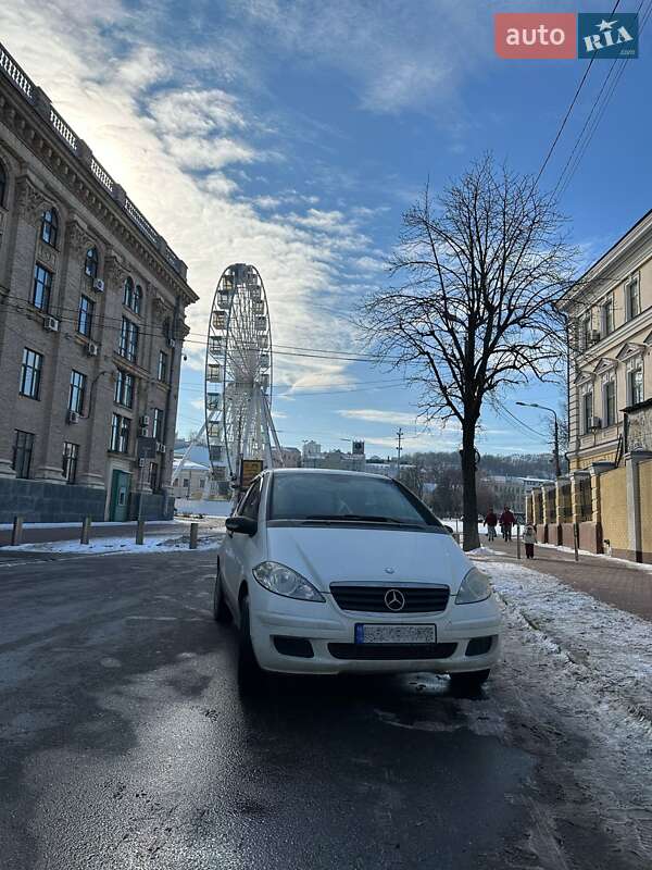 Хэтчбек Mercedes-Benz A-Class 2008 в Киеве фото 3 Хэтчбек Mercedes-Benz A-Class 2008 в Киеве