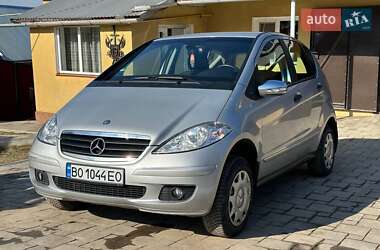 Хэтчбек Mercedes-Benz A-Class 2004 в 