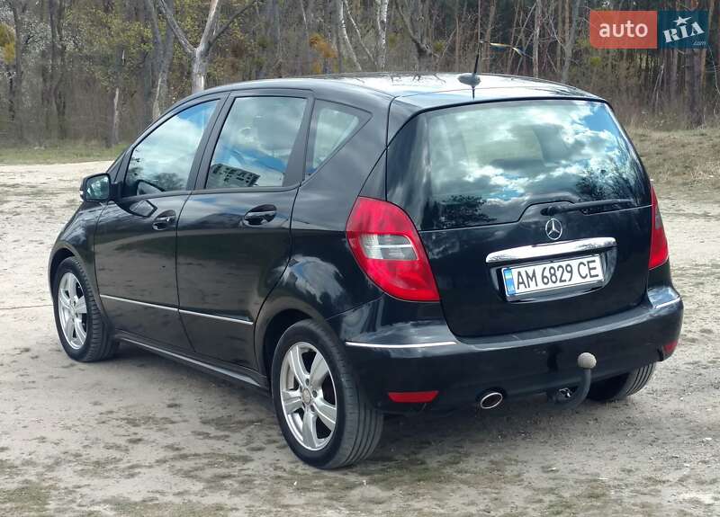 Хэтчбек Mercedes-Benz A-Class 2010 в Житомире