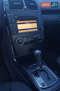 Хетчбек Mercedes-Benz A-Class 2010 в 