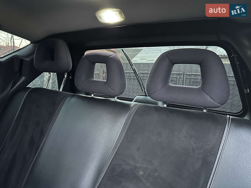 Хэтчбек Mercedes-Benz A-Class 2003 в Стрые фото 24 Хэтчбек Mercedes-Benz A-Class 2003 в Стрые