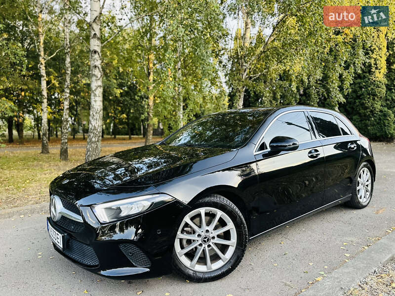 Хэтчбек Mercedes-Benz A-Class 2019 в Лохвице