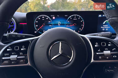 Хэтчбек Mercedes-Benz A-Class 2019 в 