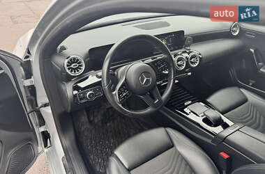 Седан Mercedes-Benz A-Class 2019 в 