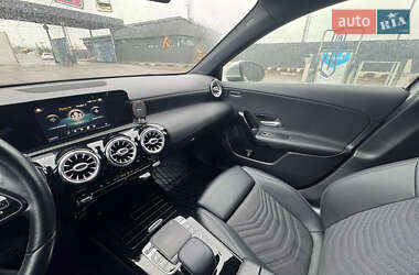 Седан Mercedes-Benz A-Class 2019 в 