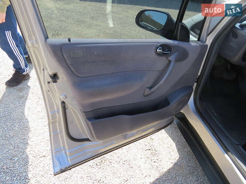 Хэтчбек Mercedes-Benz A-Class 1999 в Кропивницком