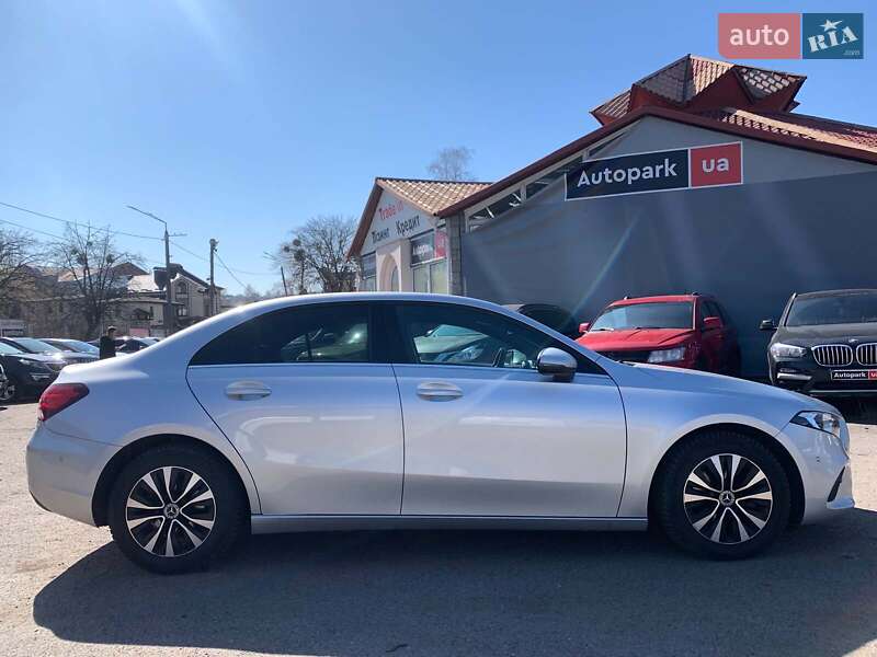 Седан Mercedes-Benz A-Class 2019 в Виннице