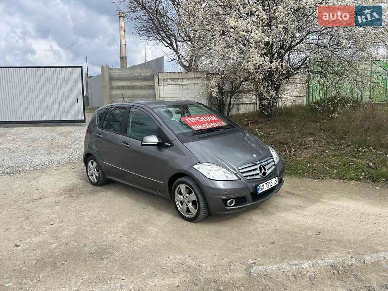 Хэтчбек Mercedes-Benz A-Class 2010 в Каменец-Подольском фото 22 Хэтчбек Mercedes-Benz A-Class 2010 в Каменец-Подольском
