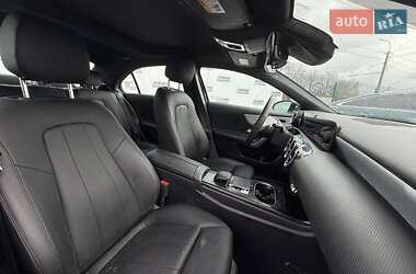 Седан Mercedes-Benz A-Class 2019 в 