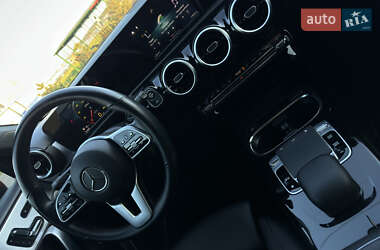 Седан Mercedes-Benz A-Class 2019 в 