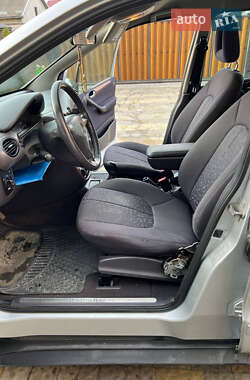 Хэтчбек Mercedes-Benz A-Class 2002 в 