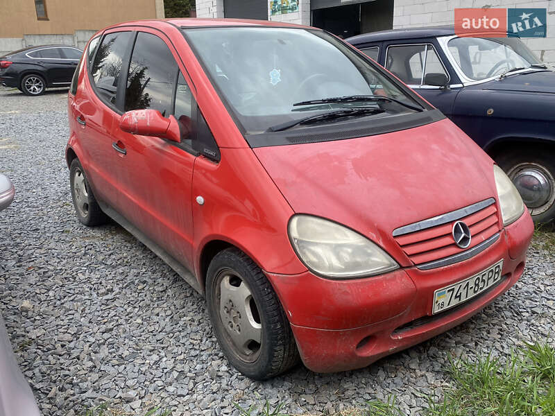 Хетчбек Mercedes-Benz A-Class 1999 в 