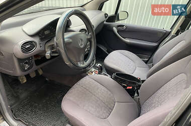 Хетчбек Mercedes-Benz A-Class 2002 в 