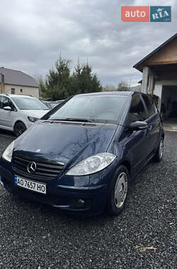 Хэтчбек Mercedes-Benz A-Class 2005 в 