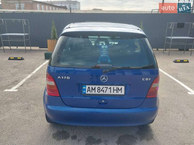 Хэтчбек Mercedes-Benz A-Class 2000 в Коростене