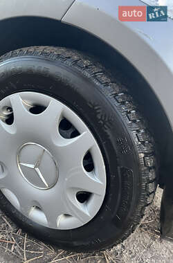 Хэтчбек Mercedes-Benz A-Class 2007 в 