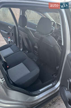 Хэтчбек Mercedes-Benz A-Class 2007 в 