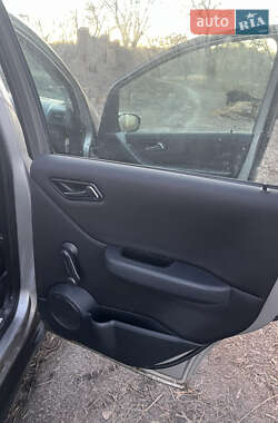 Хэтчбек Mercedes-Benz A-Class 2007 в 