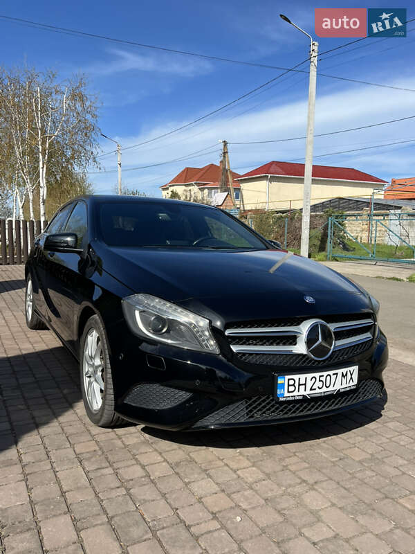 Хэтчбек Mercedes-Benz A-Class 2014 в Одессе