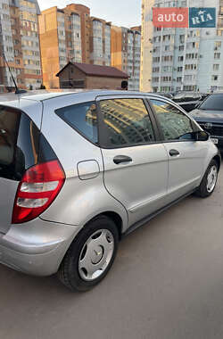 Хэтчбек Mercedes-Benz A-Class 2008 в 