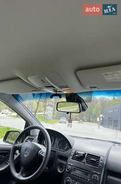Хетчбек Mercedes-Benz A-Class 2011 в 