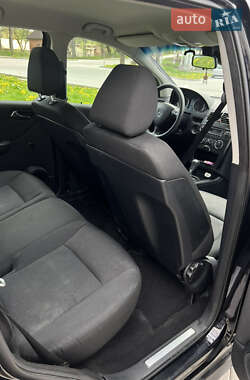 Хетчбек Mercedes-Benz A-Class 2011 в 