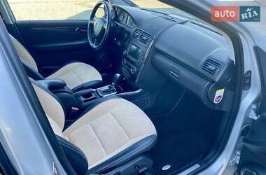 Хэтчбек Mercedes-Benz A-Class 2005 в 