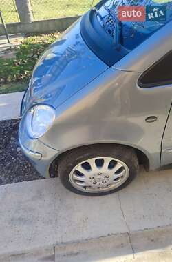 Хэтчбек Mercedes-Benz A-Class 2003 в 