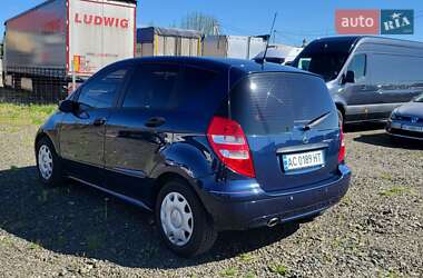 Хетчбек Mercedes-Benz A-Class 2005 в 