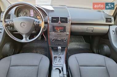 Хэтчбек Mercedes-Benz A-Class 2006 в 