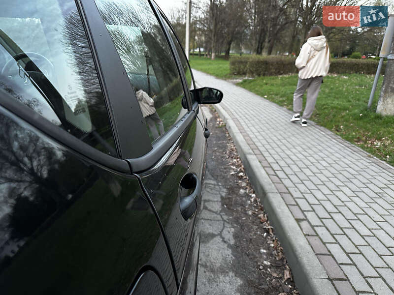 Хетчбек Mercedes-Benz A-Class 2006 в Луцьку
